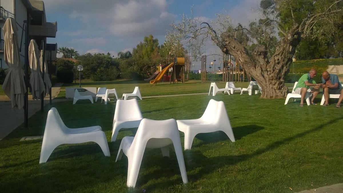L'Oasi Di Athena Villa Ragusa Exteriör bild